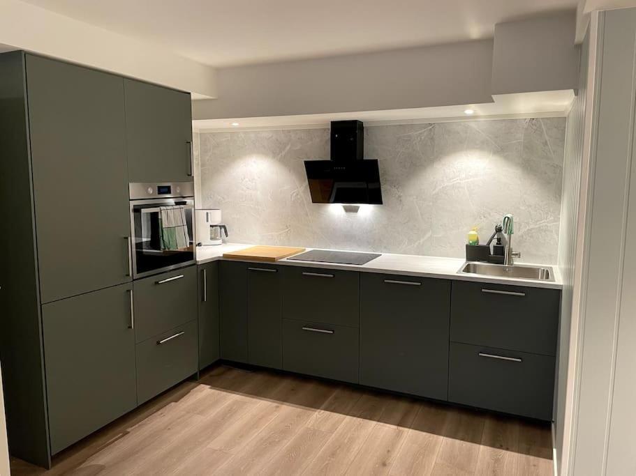 Lofoten - New Apartment, Close To Airport. Лекнес Екстериор снимка